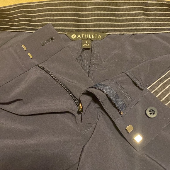 Athleta Tribeca Crop pants, navy blue, size 2 - Picture 8 of 11